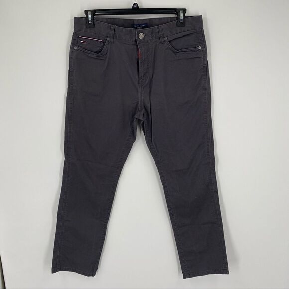 Tommy Hilfiger Men’s Charcoal Gray Chino Pants size 34/30 - Picture 1 of 3